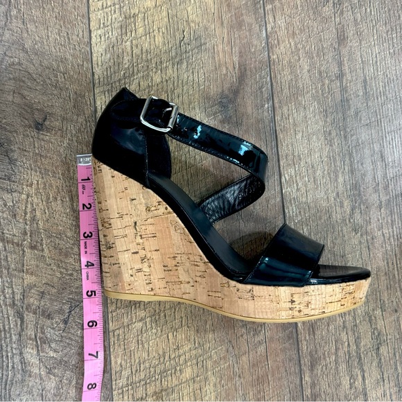 NWOT Stuart Weitzman Black Patent Leather Wedges - Picture 5 of 5